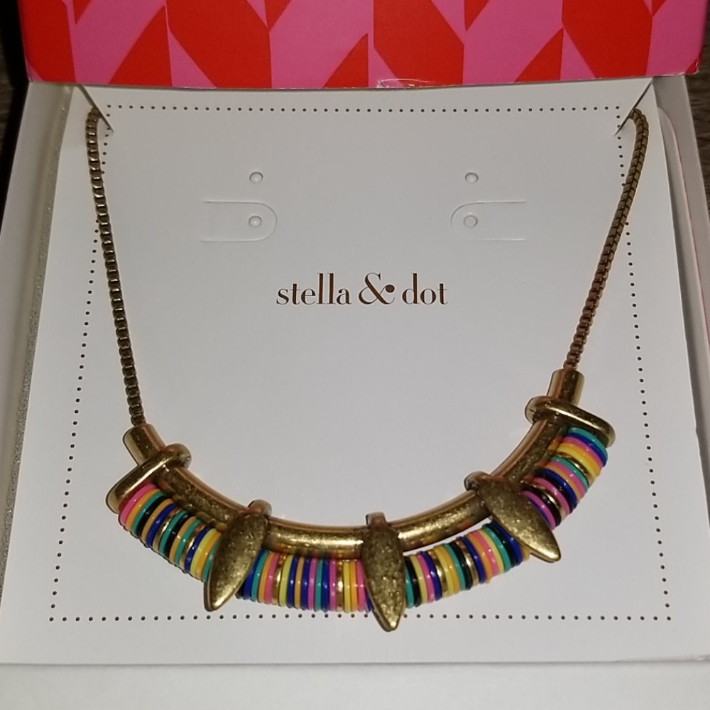 Stella & Dot Wanderer Necklace